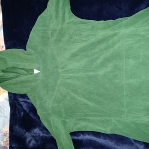 Columbia pullover sweat shirt